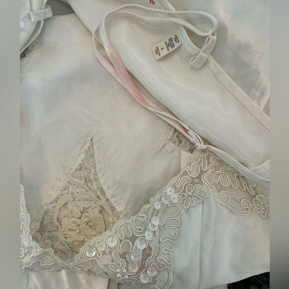 Vintage Victoria Secrets Satin Bodysuit Wedding Lingerie Size Small - Picture 4 of 7